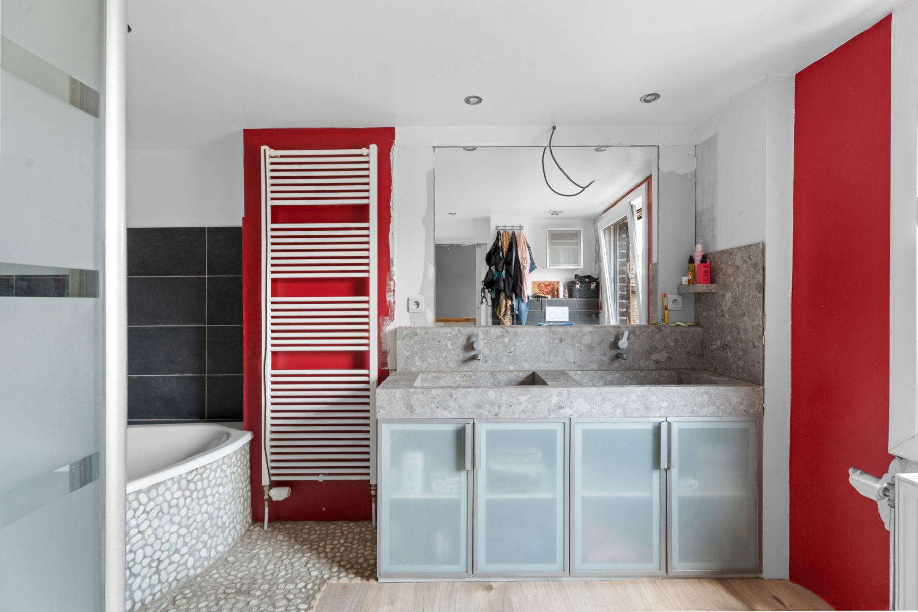 Instapklare halfopen woning met ZO-tuin én garage in Melsen! foto 19