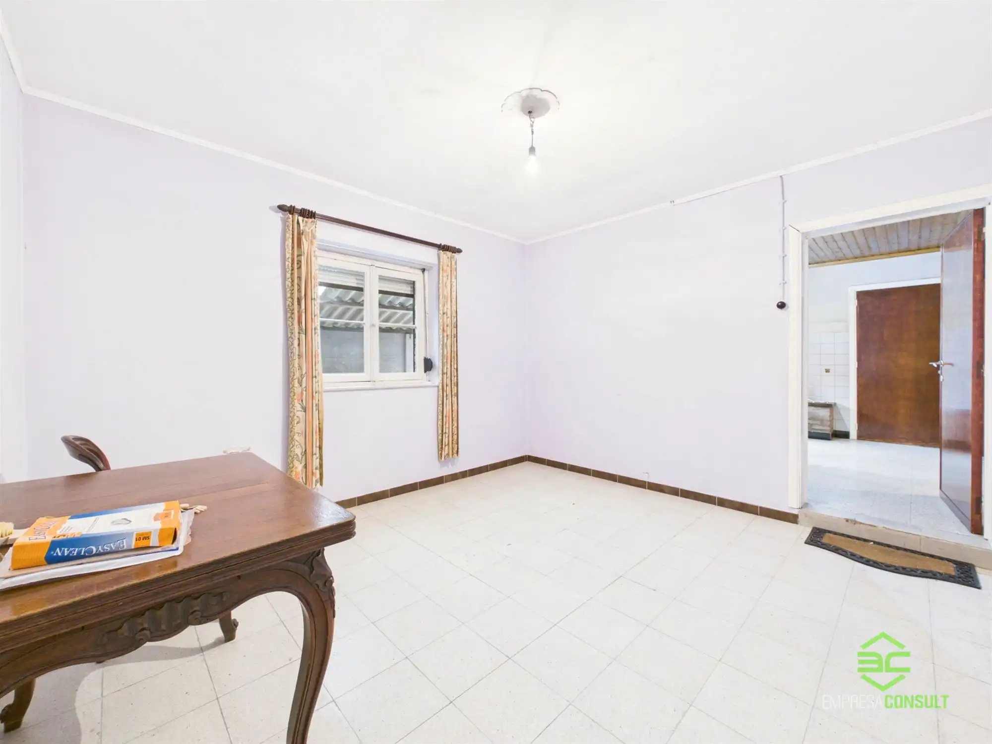 Centraal gelegen te renoveren woning in Kortenbos! foto 13