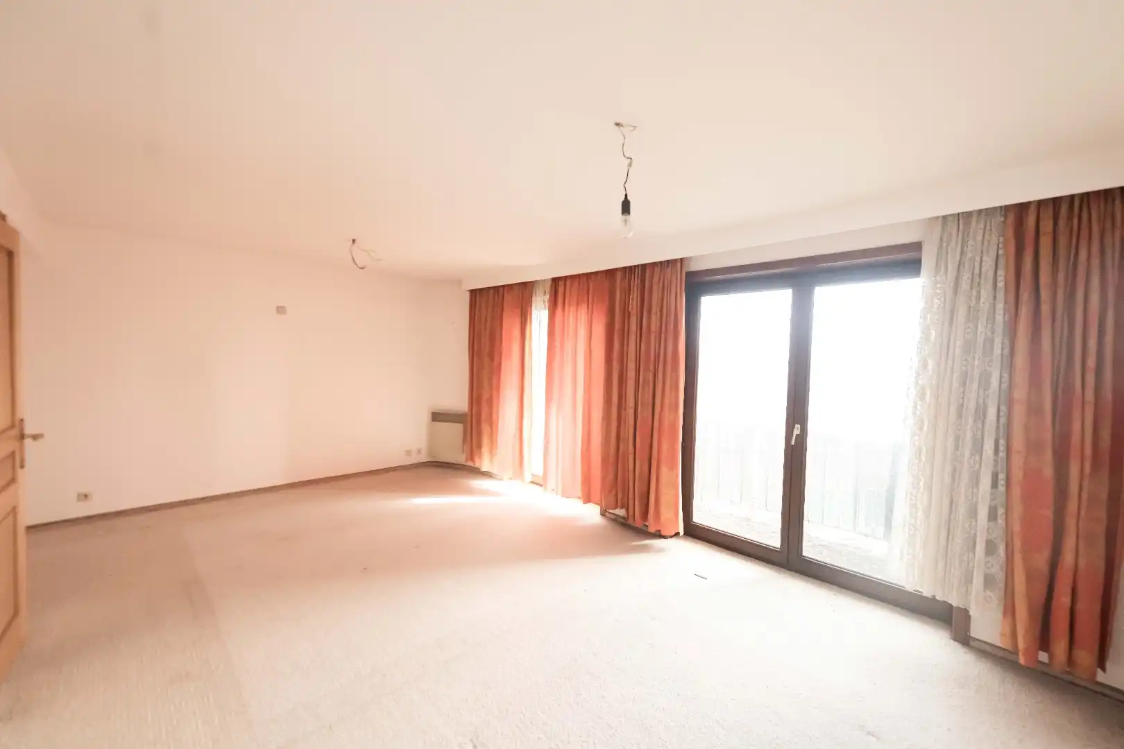 Ruim appartement met 3 slaapkamers en frontaal zeezicht foto 8