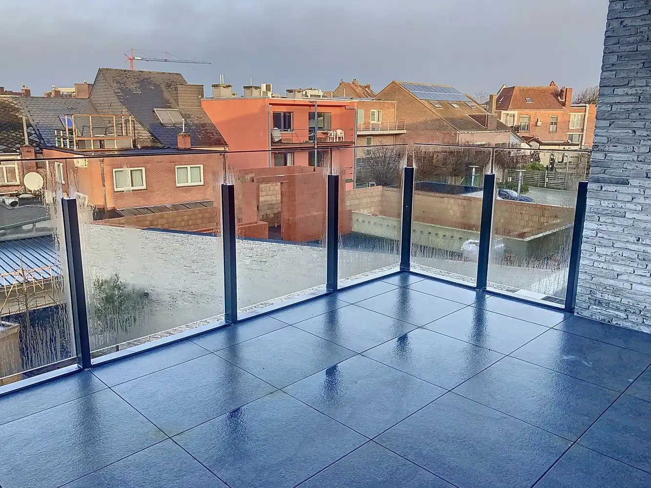 Modern nieuwbouwappartement met ruim terras, autostaanplaats en kelderberging! foto 14