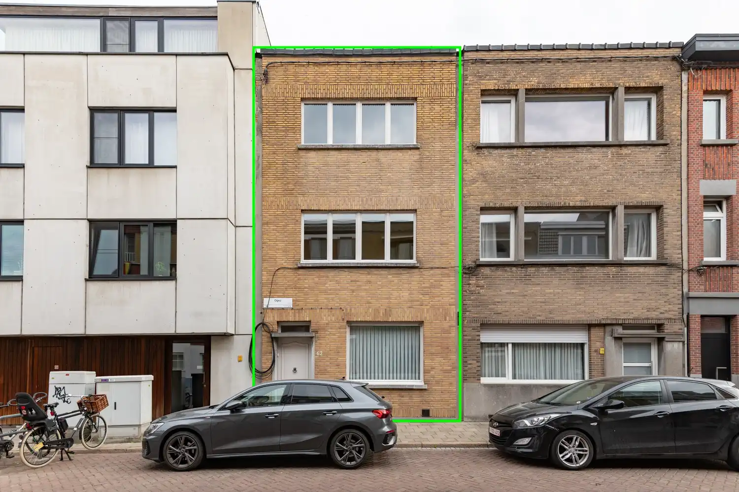 Hoofdfoto van de publicatie: Te renoveren woning met 3 slaapkamers op toplocatie nabij centrum en station van Lier!