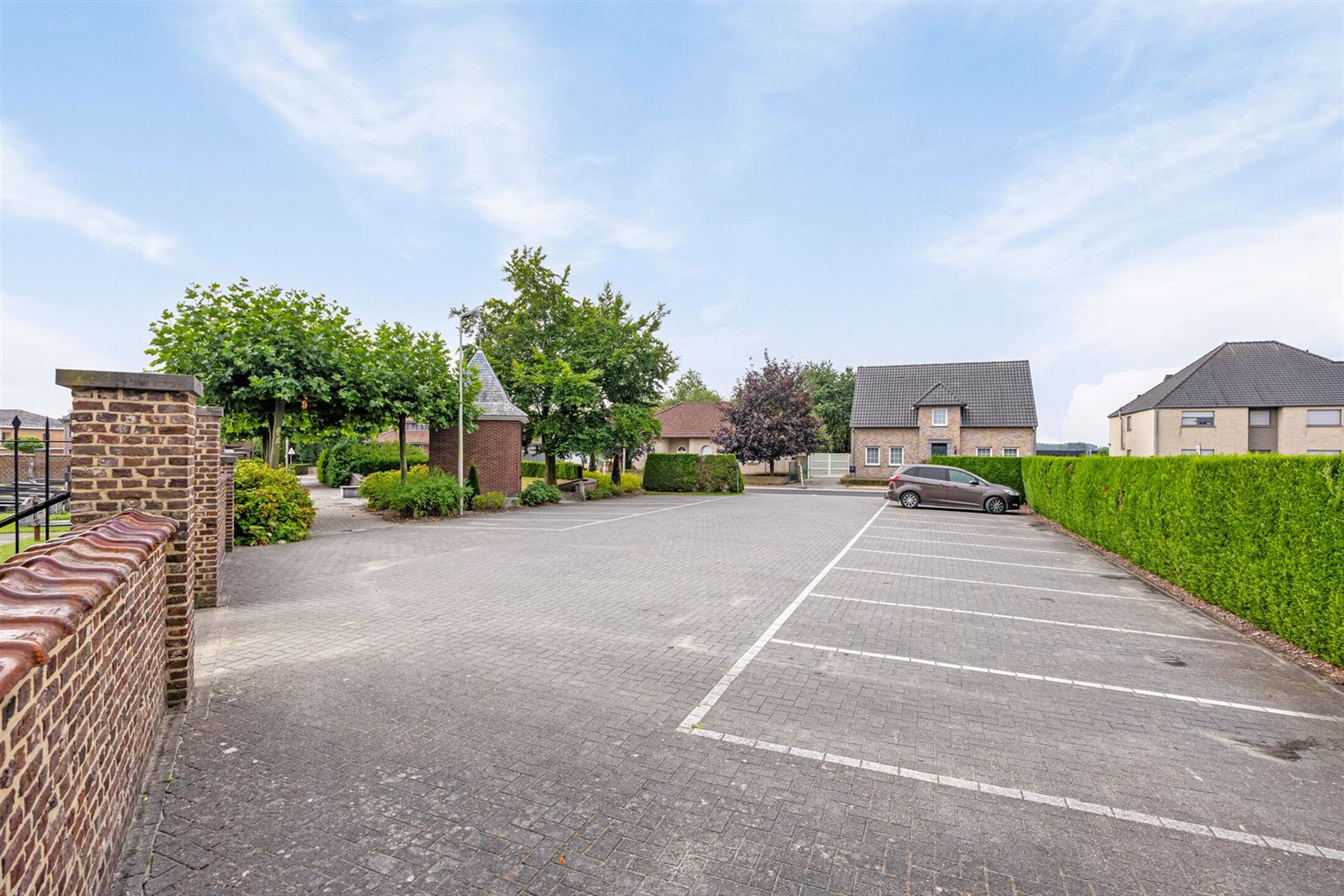 Charmante woning met 4 slaapkamers, prachtige tuin en inpandige garage, gelegen op een perceel van 8a4ca in het hart van Gruitrode. foto 35