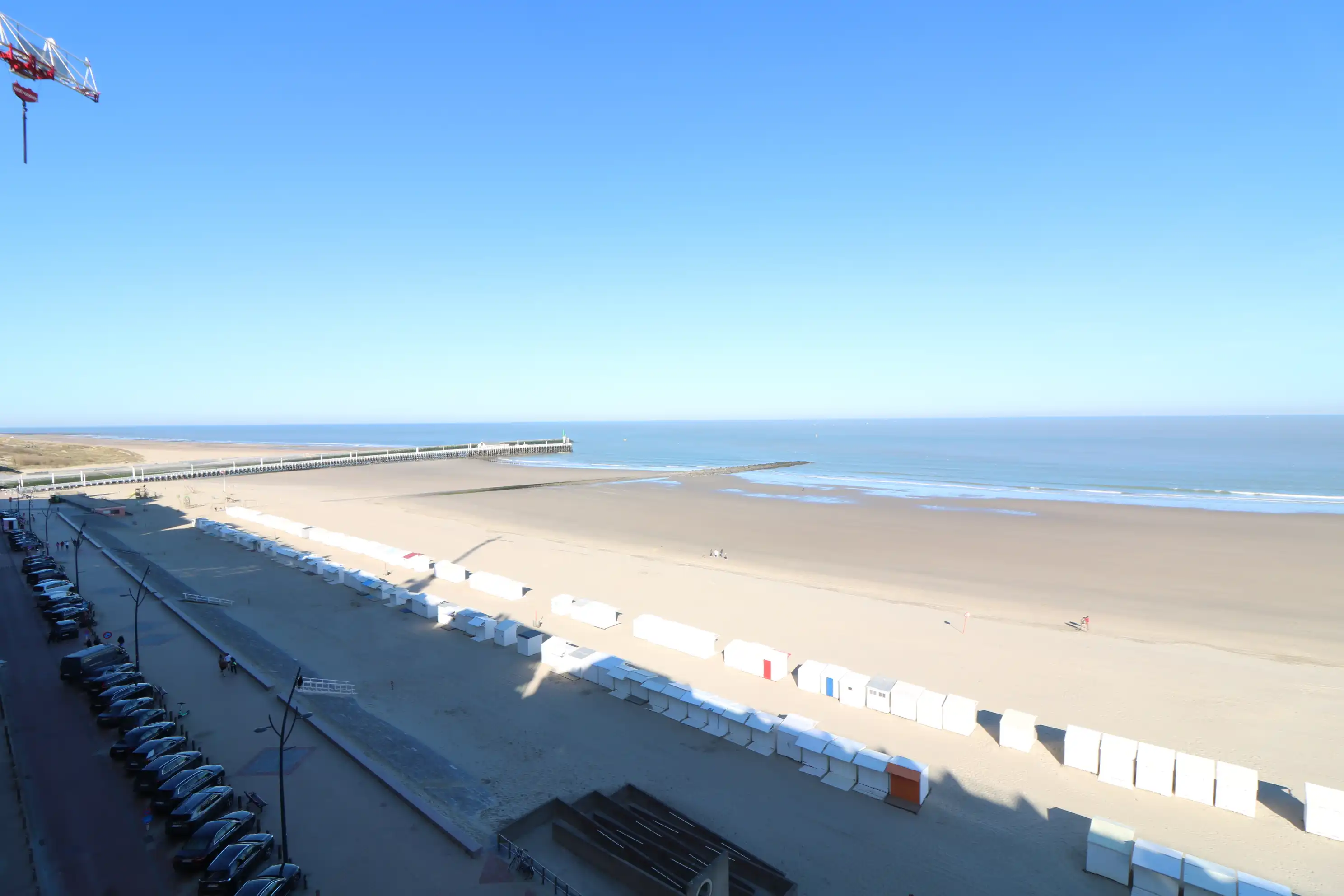 Uniek 4-slaapkamerappartement met fantastisch zicht op zee. foto 11