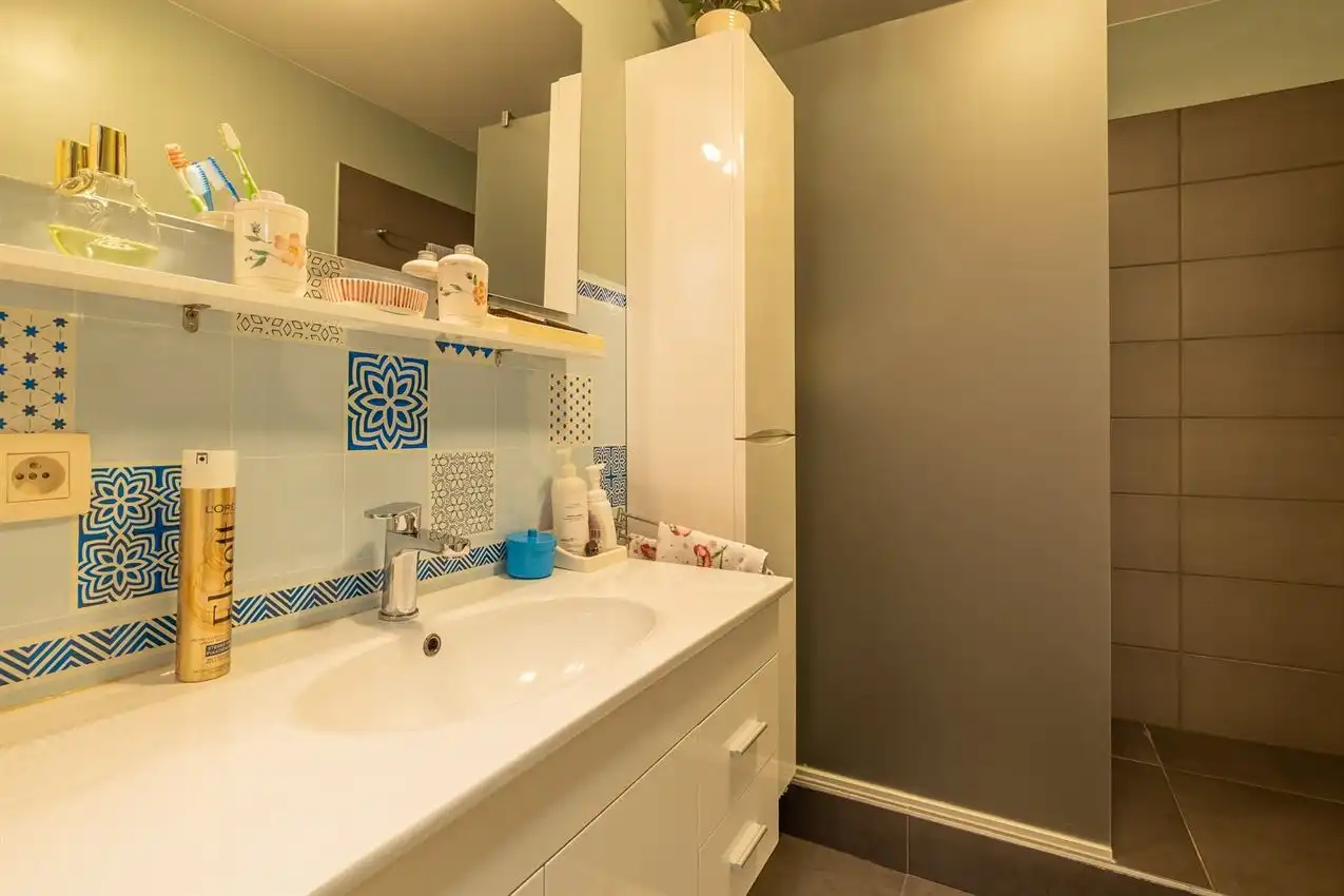 2slk appartment met 2 staanplaatsen, bj. 2014 - interessante investering foto 11