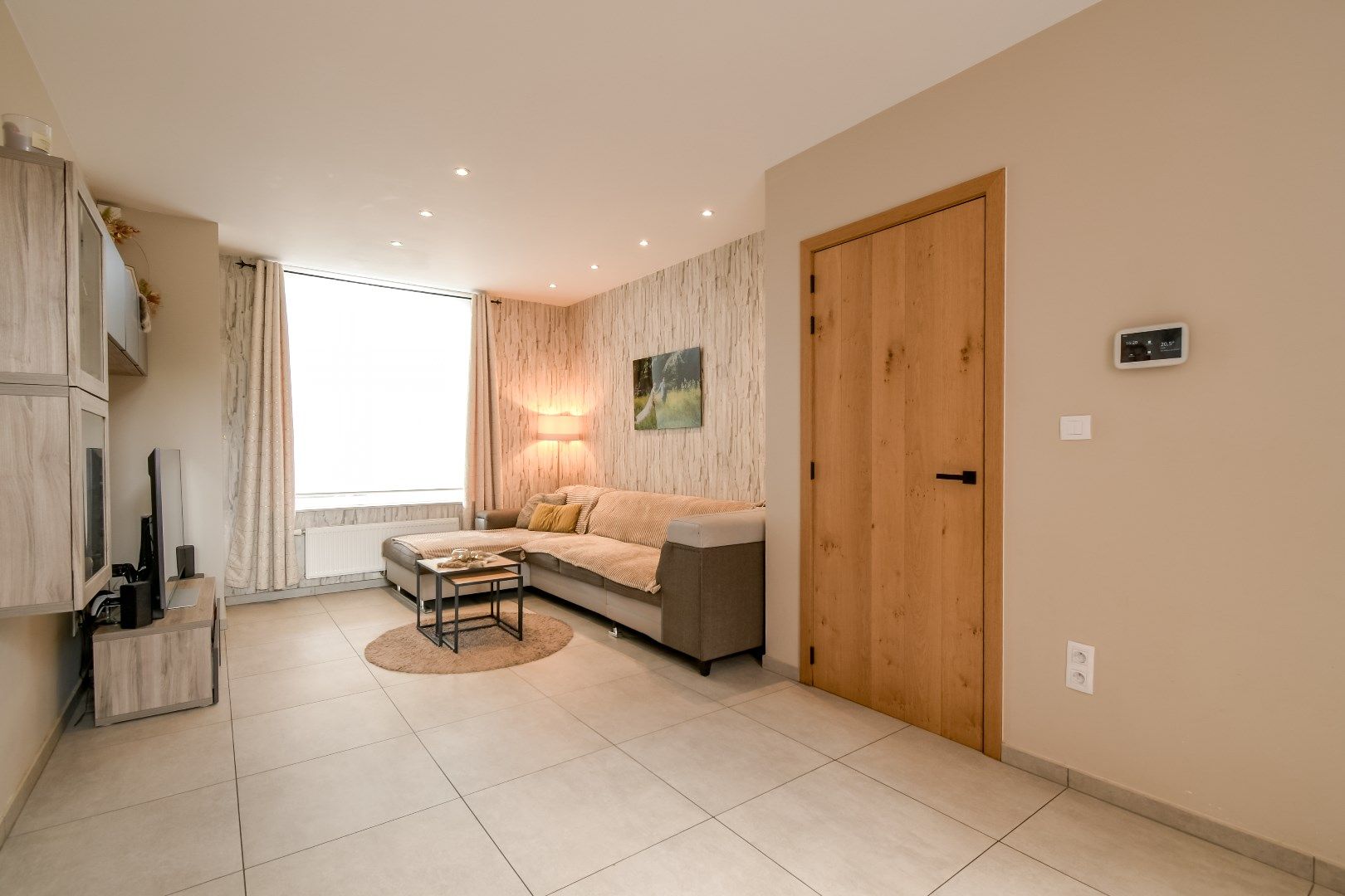 Instapklare woning op een super locatie! foto {{pictureIndex}}