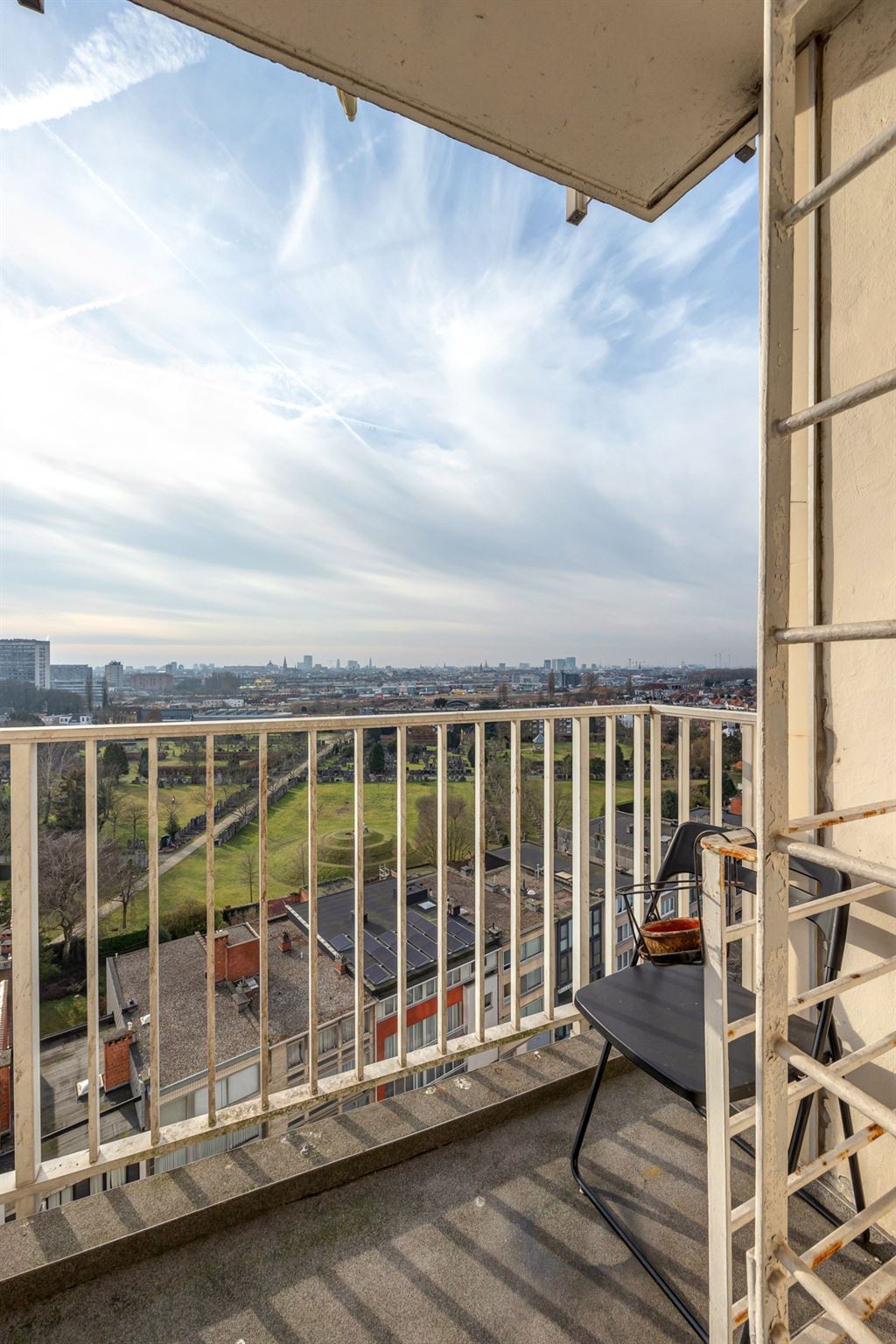 Licht appartement met weids uitzicht foto 4