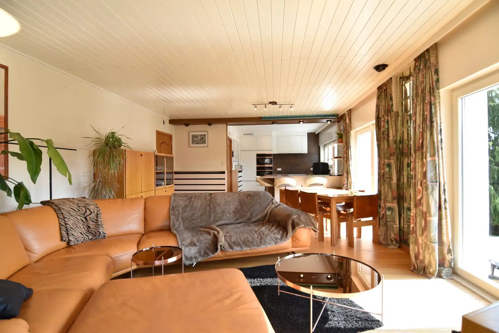 Vrijstaande woning met 3 slaapkamers, garage en tuin te koop in Wevelgem foto 9