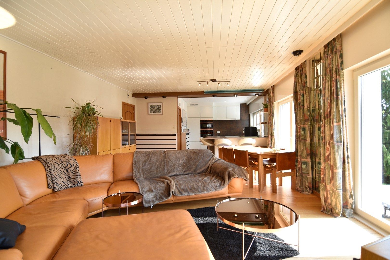 Vrijstaande woning met 3 slaapkamers, garage en tuin te koop in Wevelgem foto 9