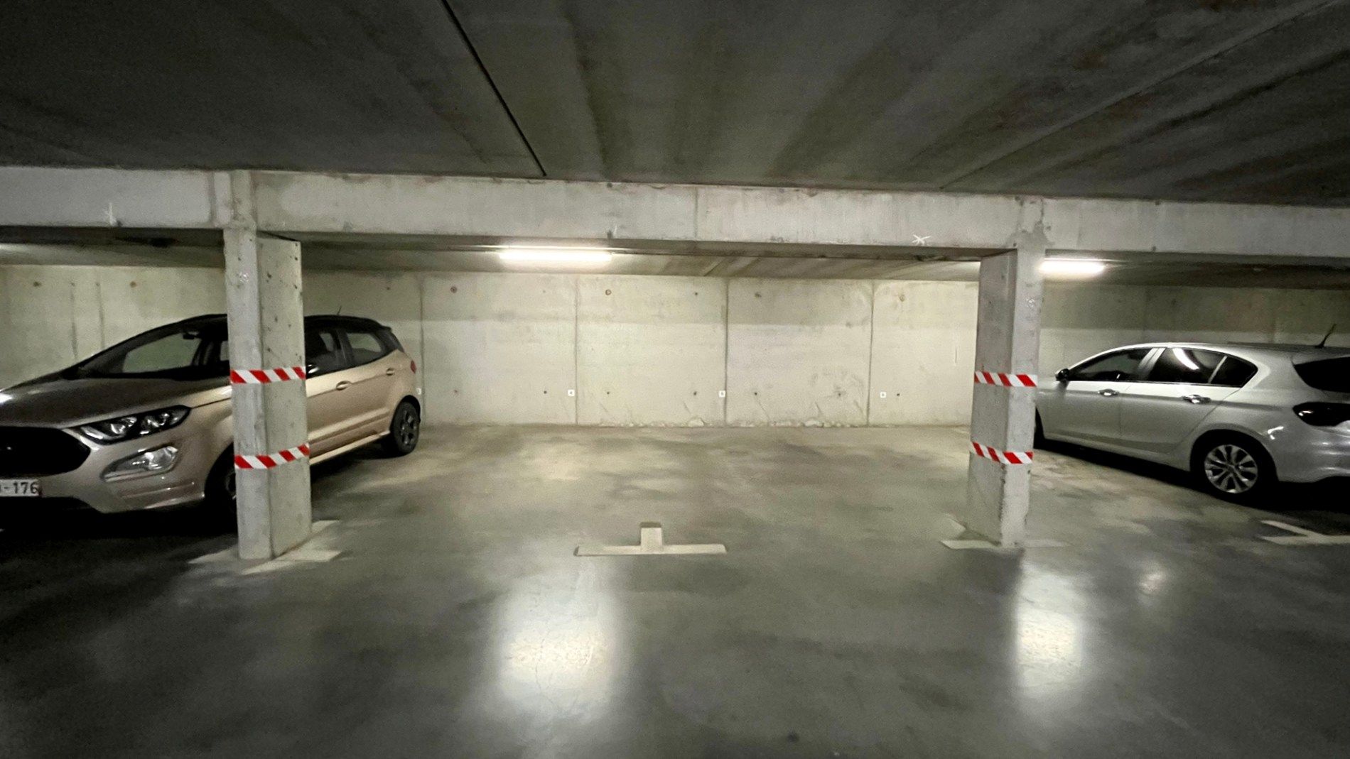 Recent en centraal gelegen app. met 2 slaapkamers, terras en autostandplaats foto 10