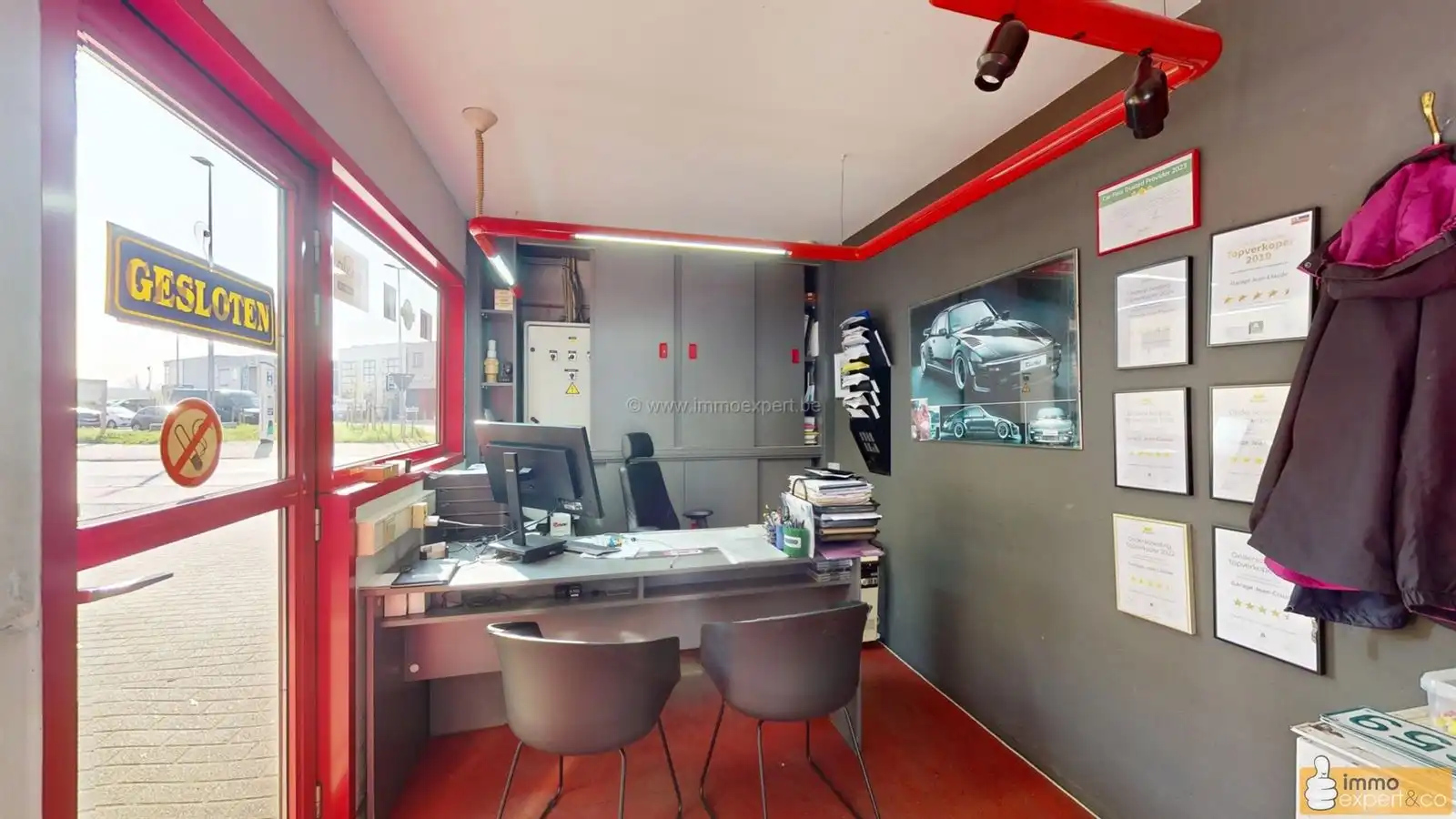 ROOSDAAL : Goed gelegen en volledig uitgeruste werkplaats / carrosserie bedrijf foto 5