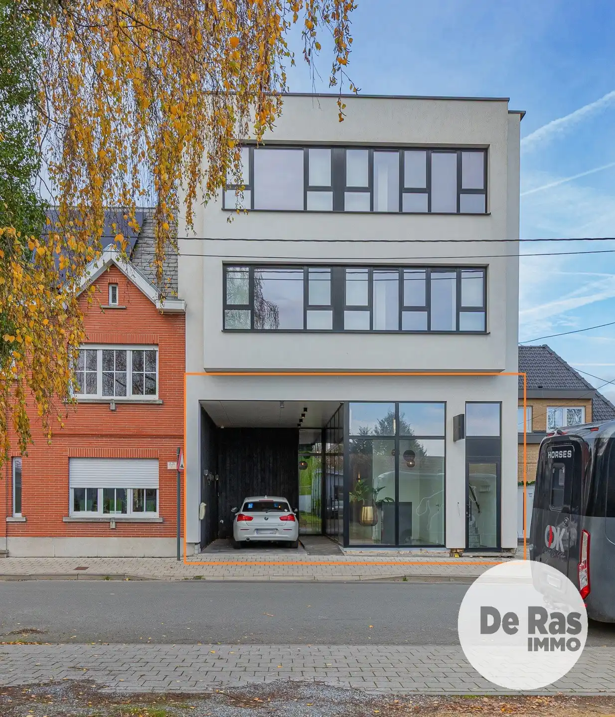 NIEUWERKERKEN – Commercieel pand met tuin foto 3