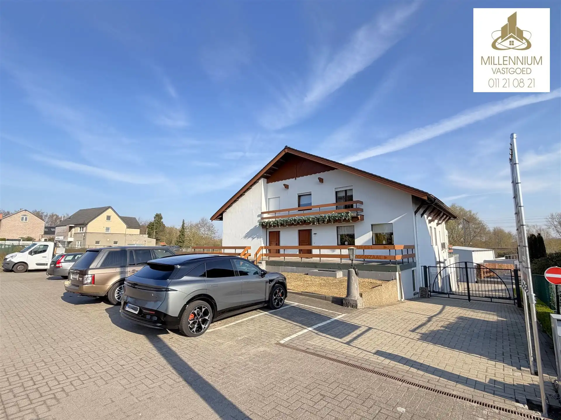 Commercieel gebouw foto 2