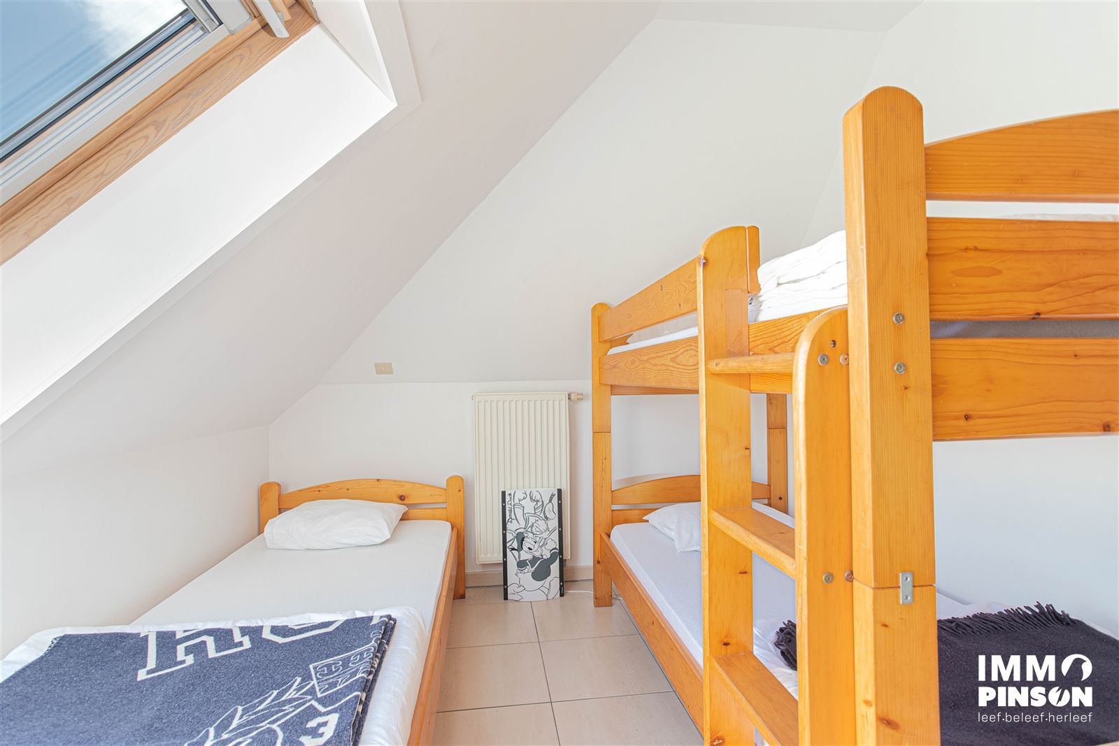 Ruim penthouse met groot zonneterras en prachtig uitzicht foto 10
