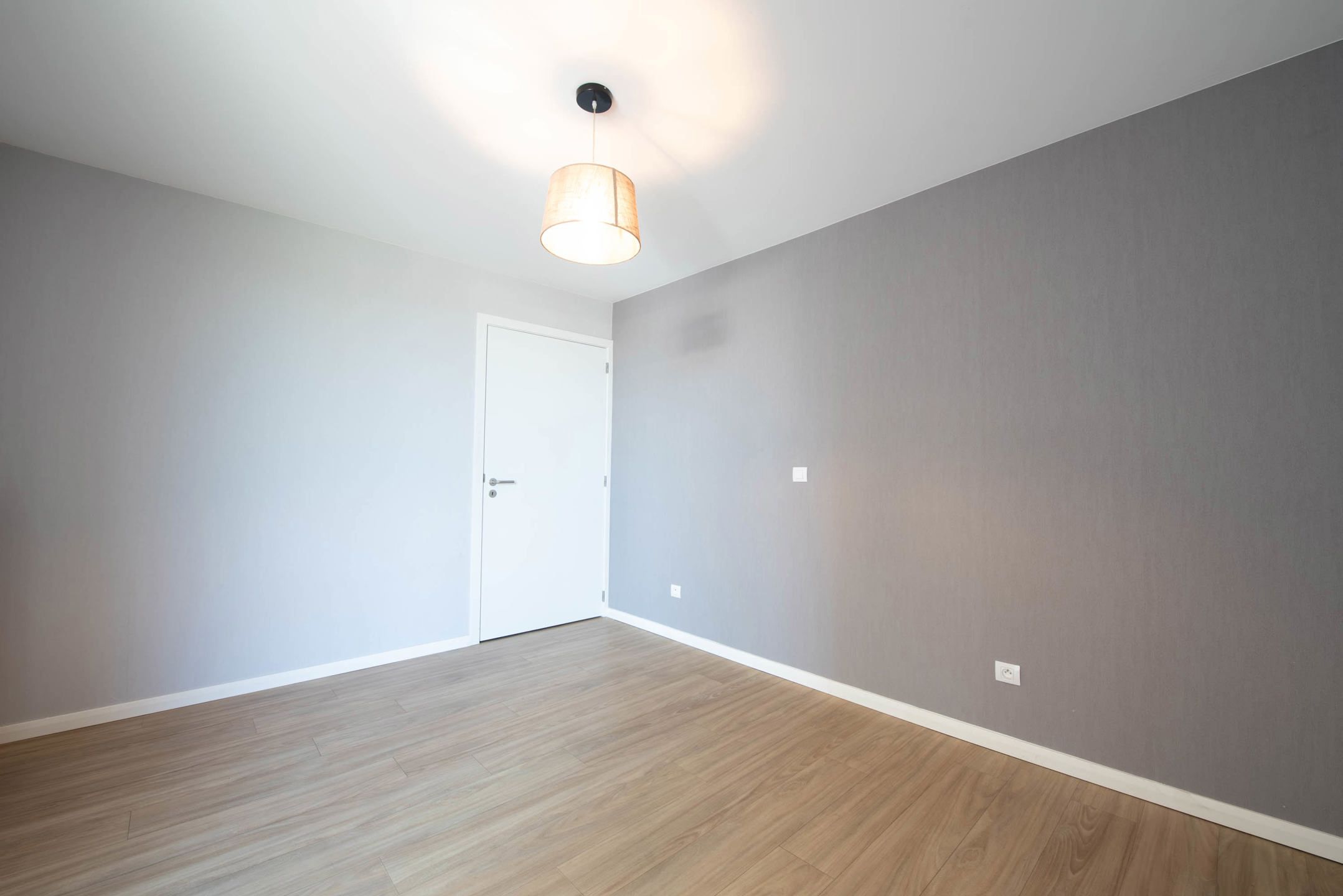Serviceflat met autostandplaats & kelderberging foto 14