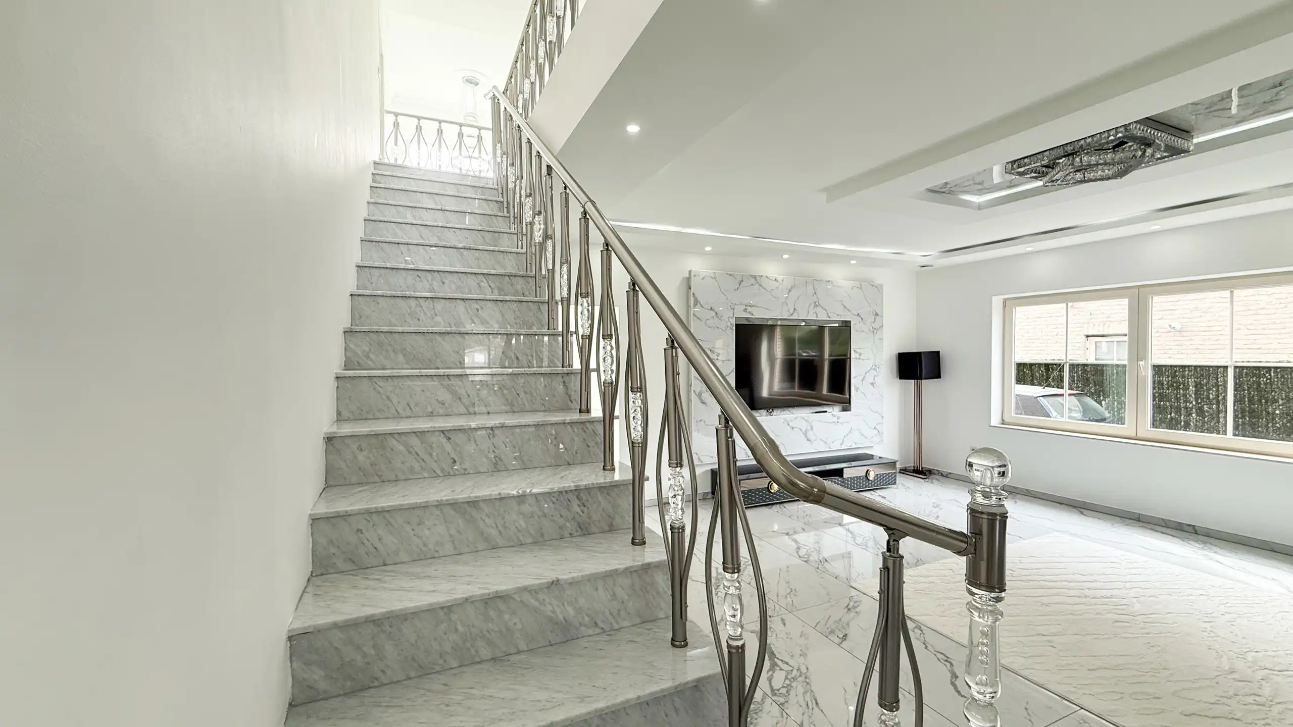 Exclusieve villa met luxueuze leefruimte en 7slpk + veranda! foto 20