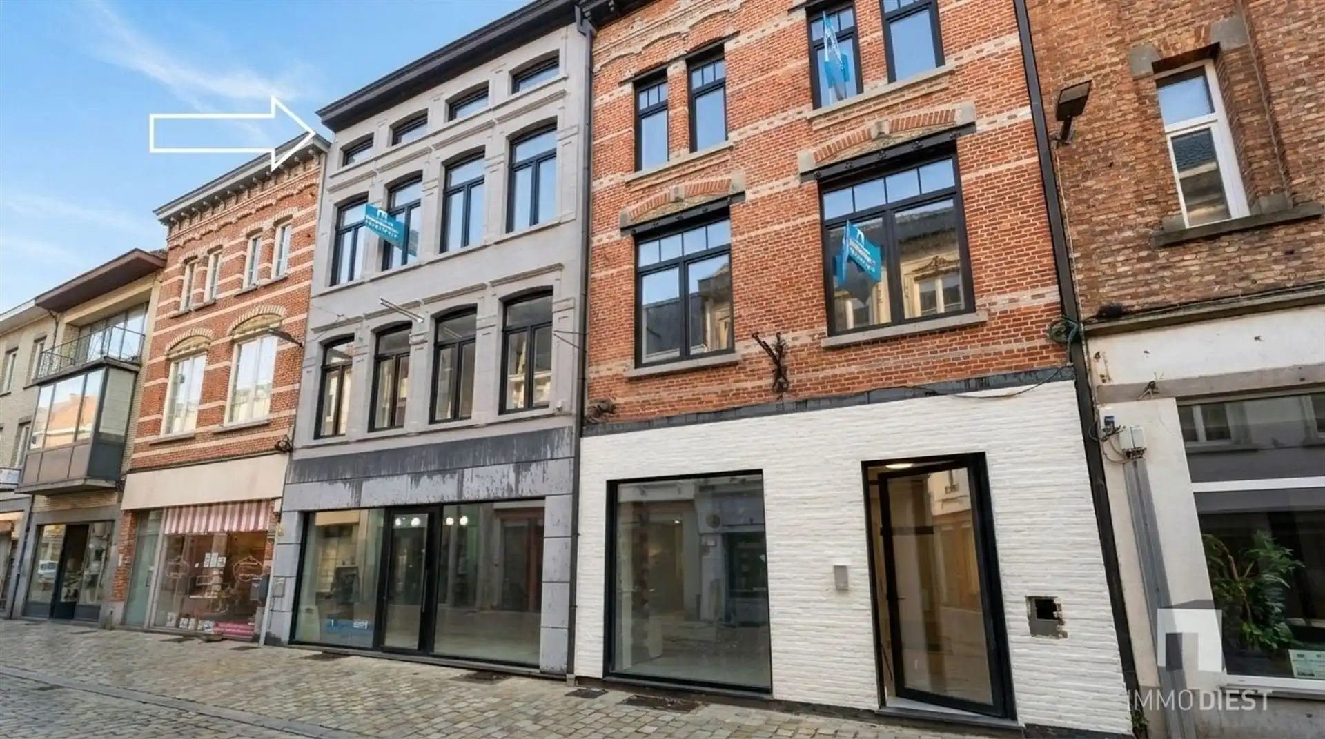 Knap appartement met terras en 1 slpk - centrum Diest - veel lichtinval foto 2