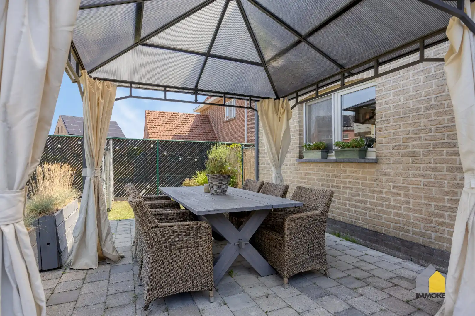 Energiezuinige, halfvrijstaande woning op 2a 82ca met 3 slpk, mooie tuin en carport. foto 28