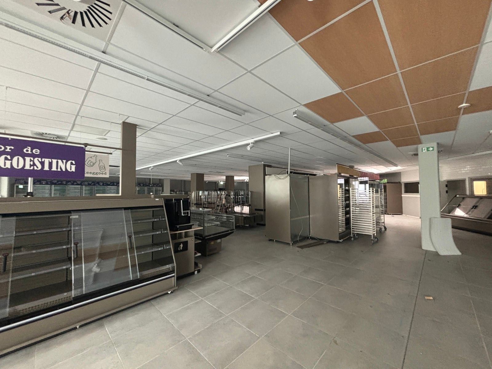 Handelspand 984 m² te huur in Kermt (Hasselt) foto 4