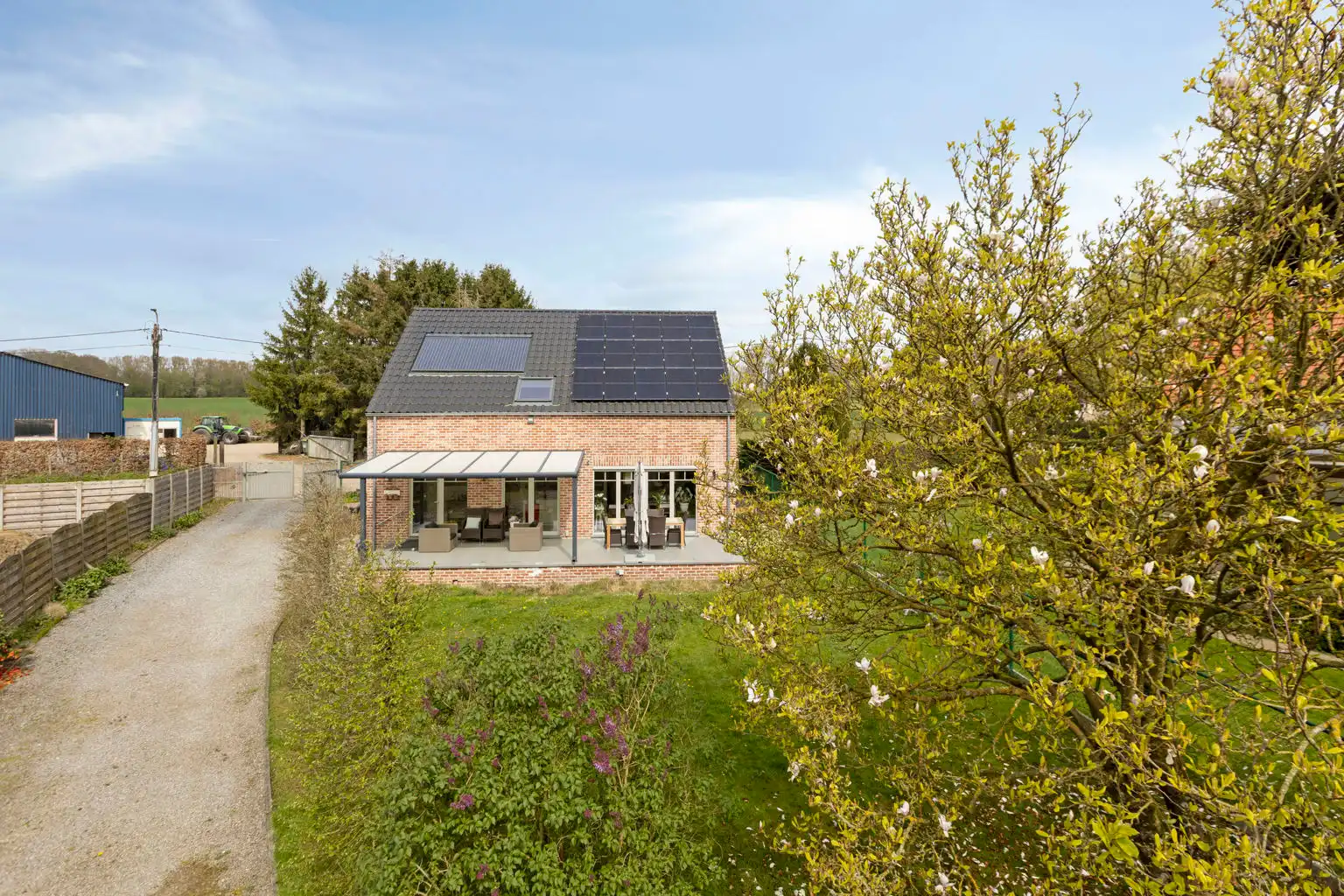 Mooie, recente woonst met tuin op een rustige locatie  foto 30