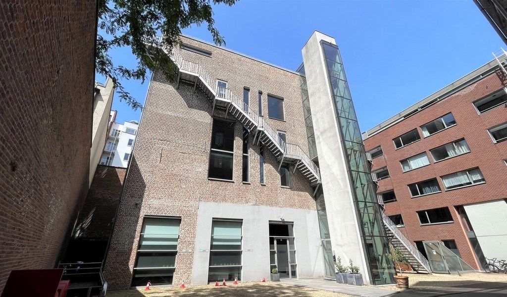 ()=>{if(producerUpdateValueVersion(node),producerAccessed(node),node.value===ERRORED)throw node.error;return node.value} Ellermanstraat 14 -/001 - 2060 Antwerpen