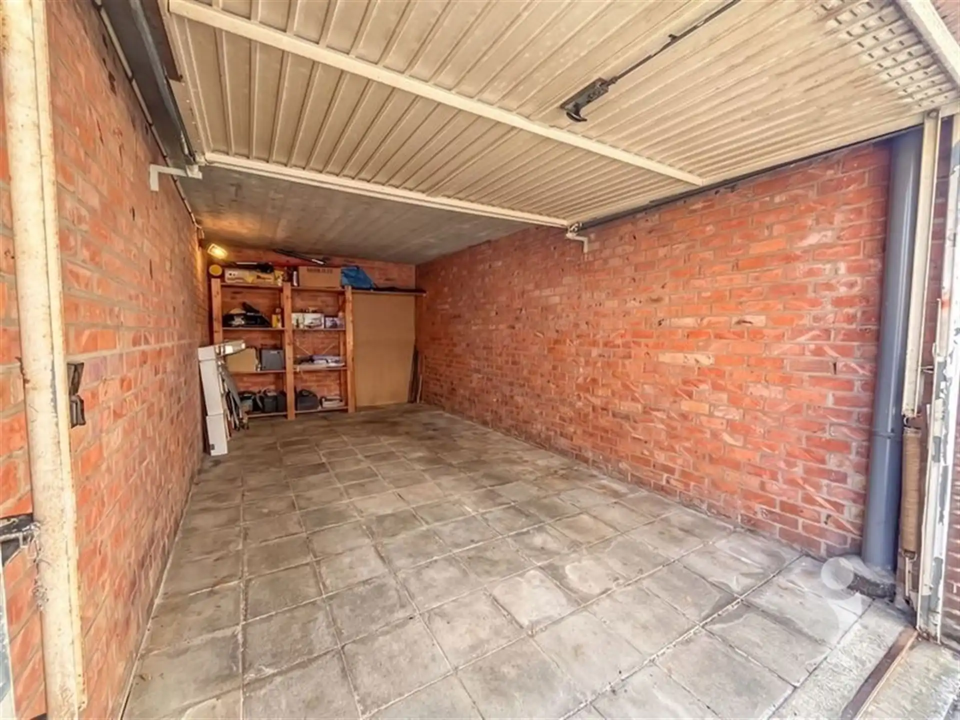 Achterin gelegen garagebox te Kessel-Lo! foto 4