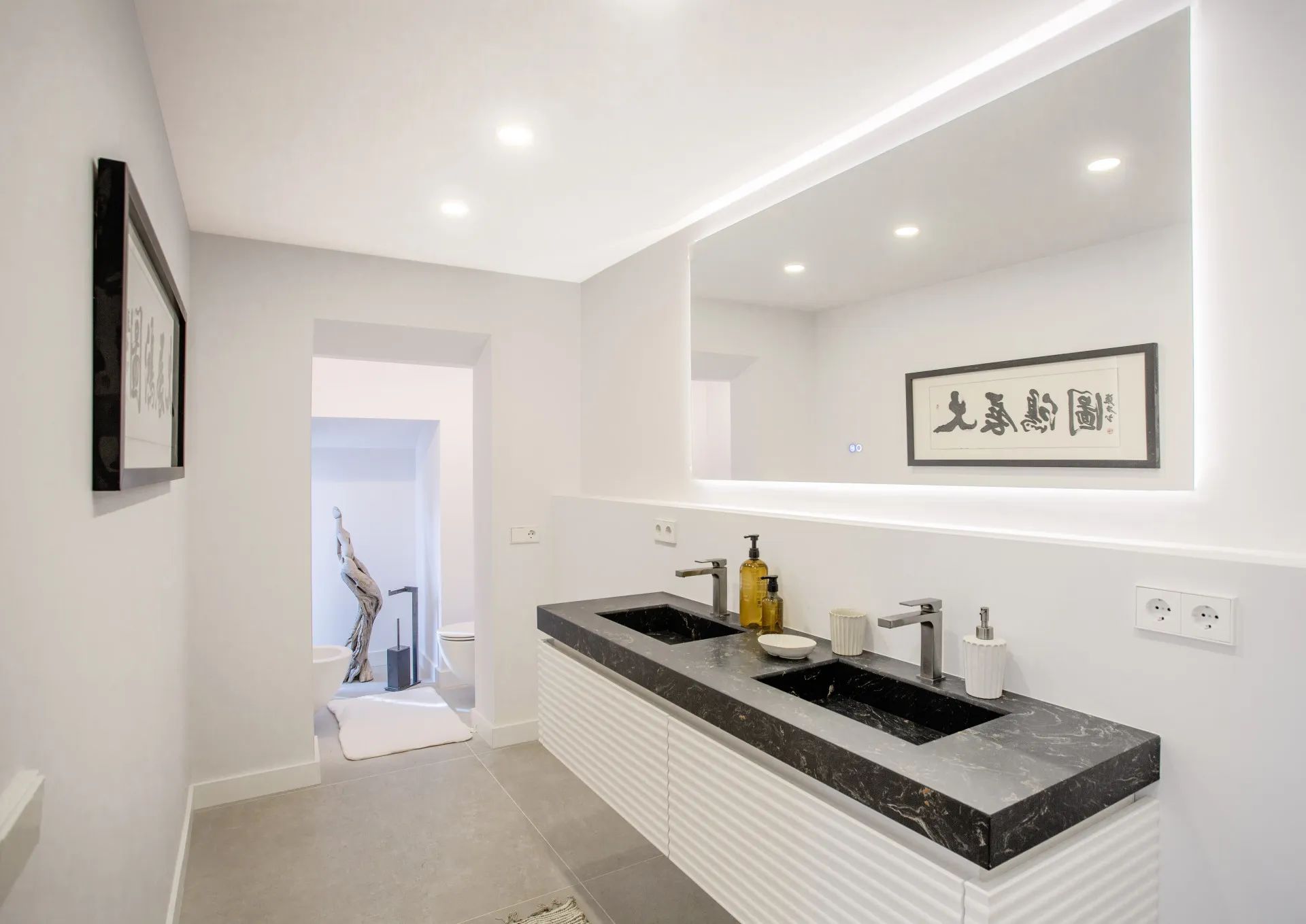 Adembenemende luxe op de Golden Mile – een villa waar elegantie en exclusiviteit samenkomen foto 19