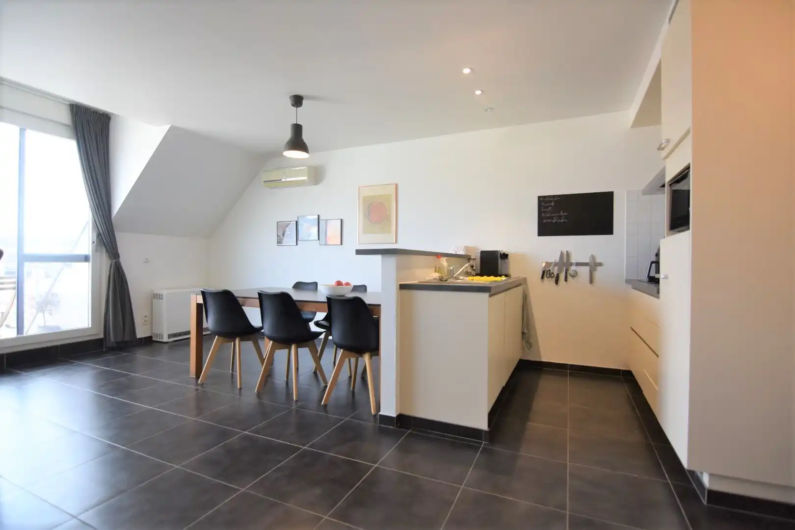 Dakappartement met groot terras en garagebox foto 3