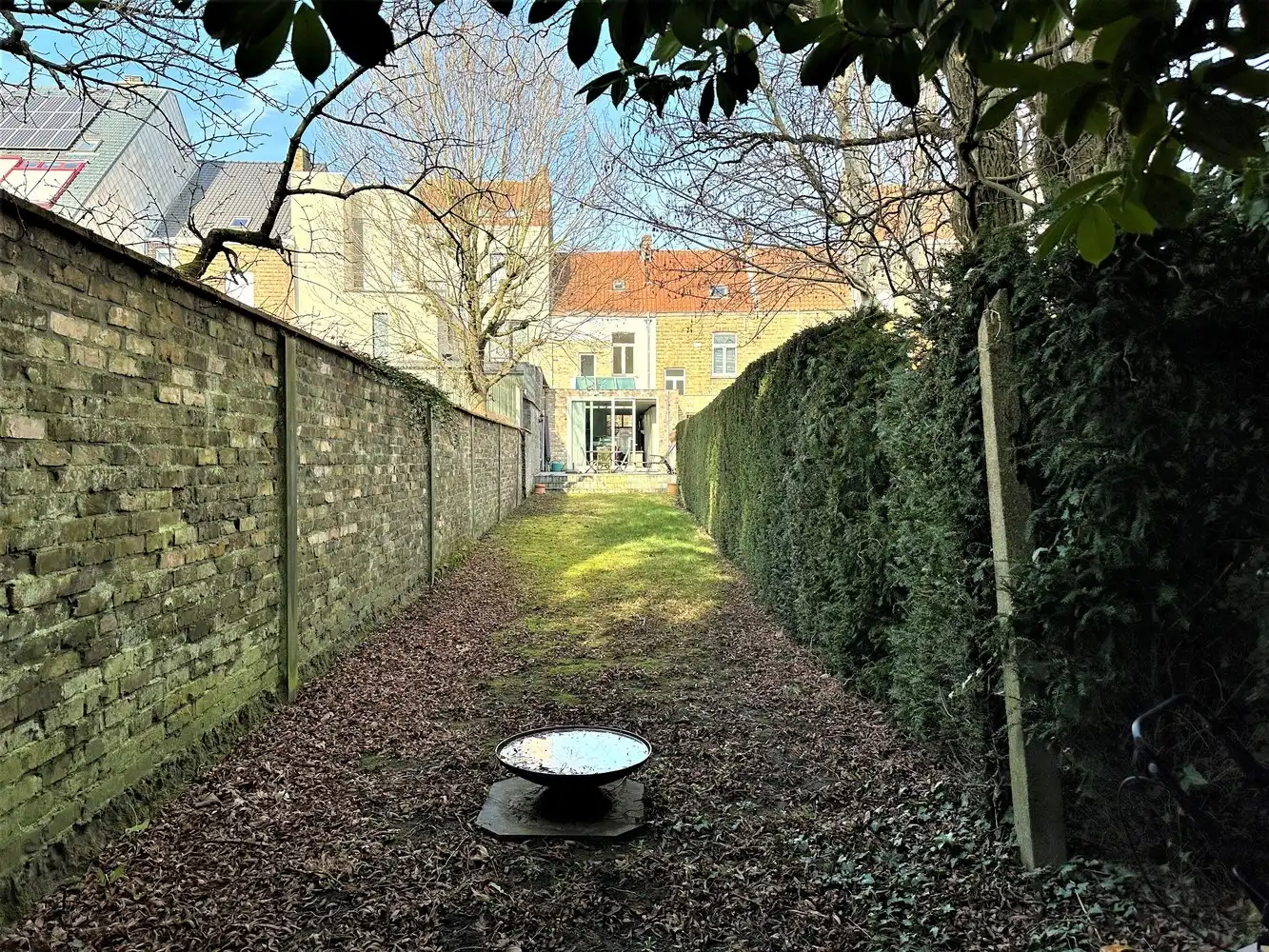 Herenwoning met drie slaapkamers op centrale ligging te Sint-Andries foto 8