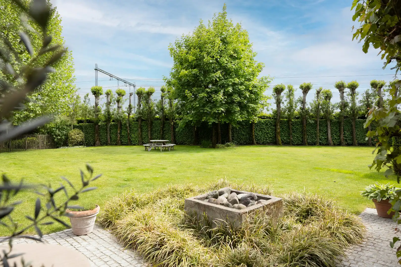 Zeer charmante woning met kwalitatieve, landelijke stijl. foto 15