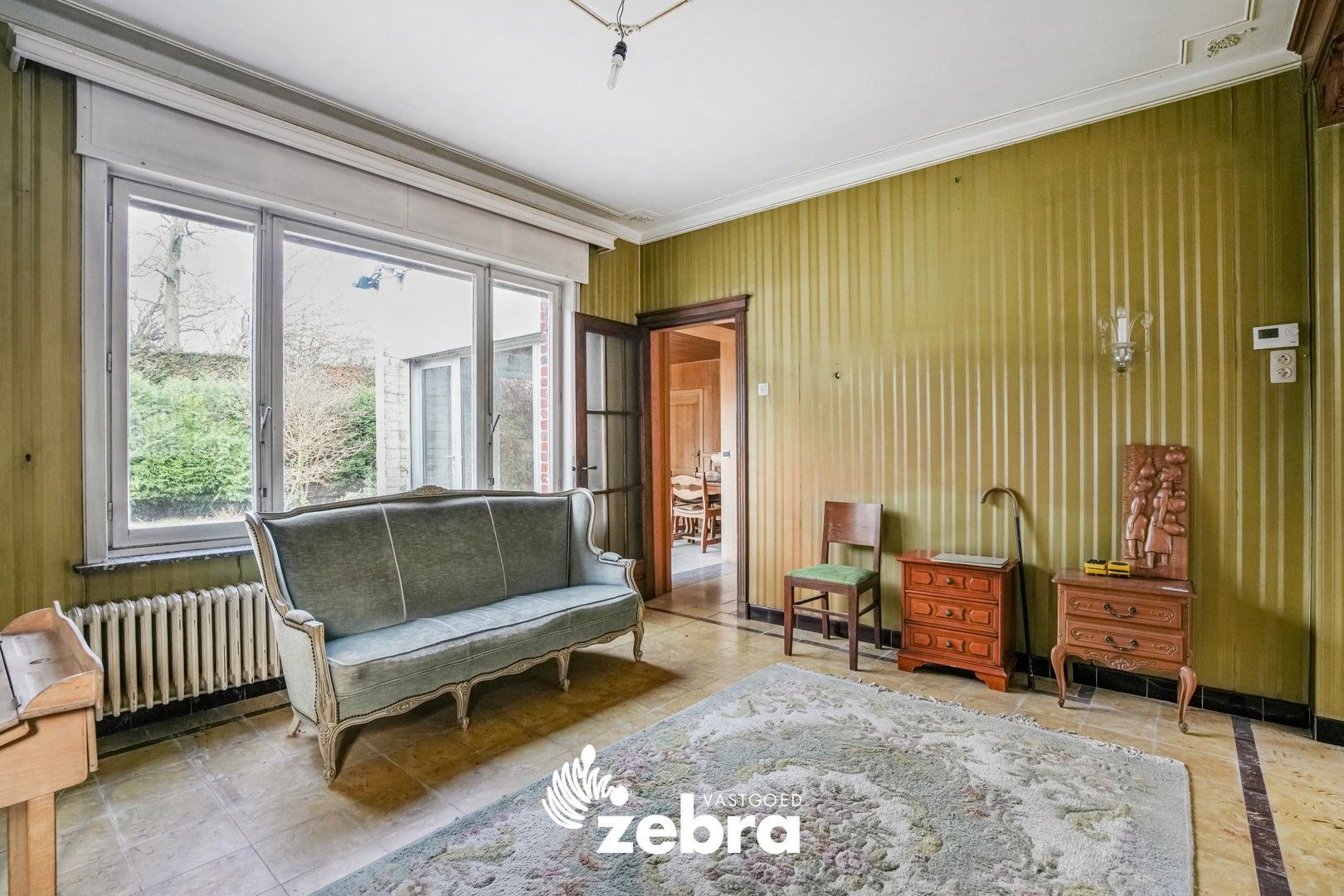 Statige woning met 4 slaapkamers en veel potentieel te centrum Tielt! foto 7