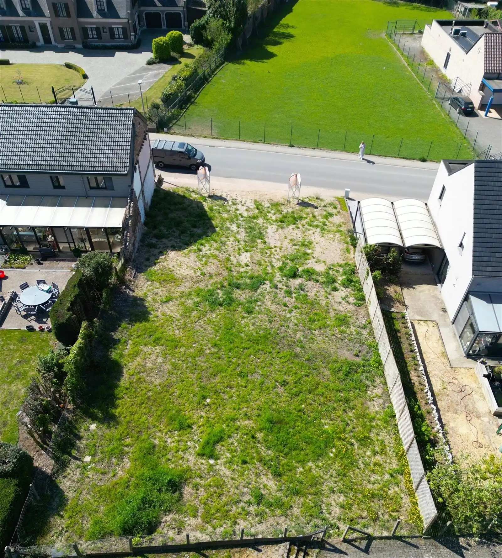 Bouwgrond voor half open bebouwing op toplocatie foto 4