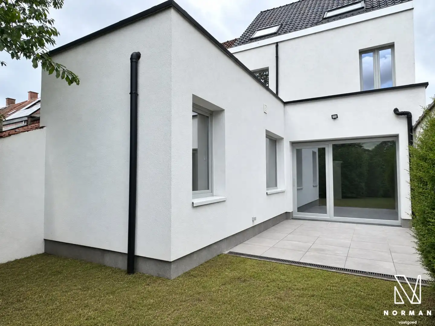 Grote woning met 4kamers, 2 badkamers,... foto 7