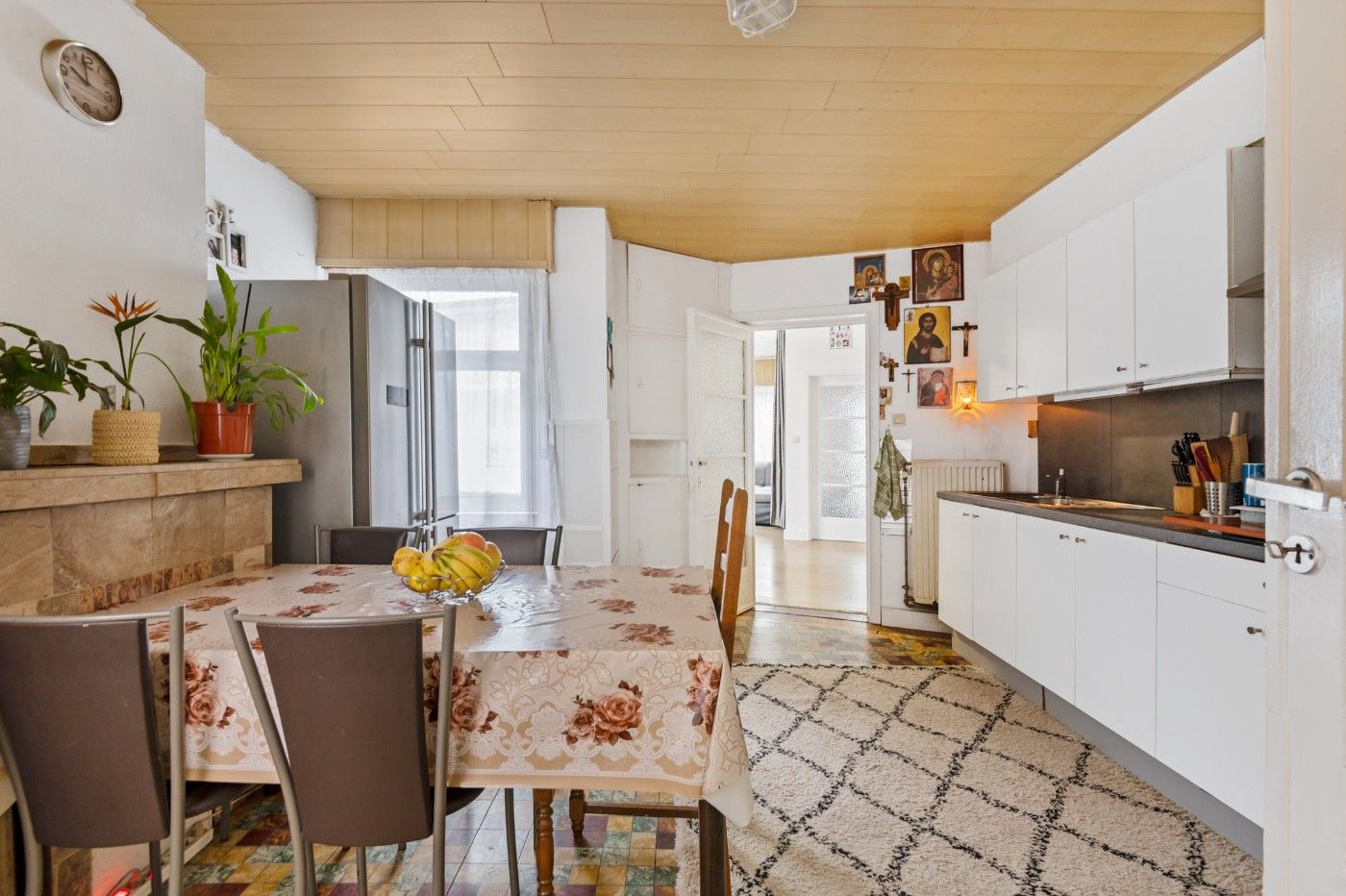 Te renoveren woning met 3 slpk. en tuin foto 10