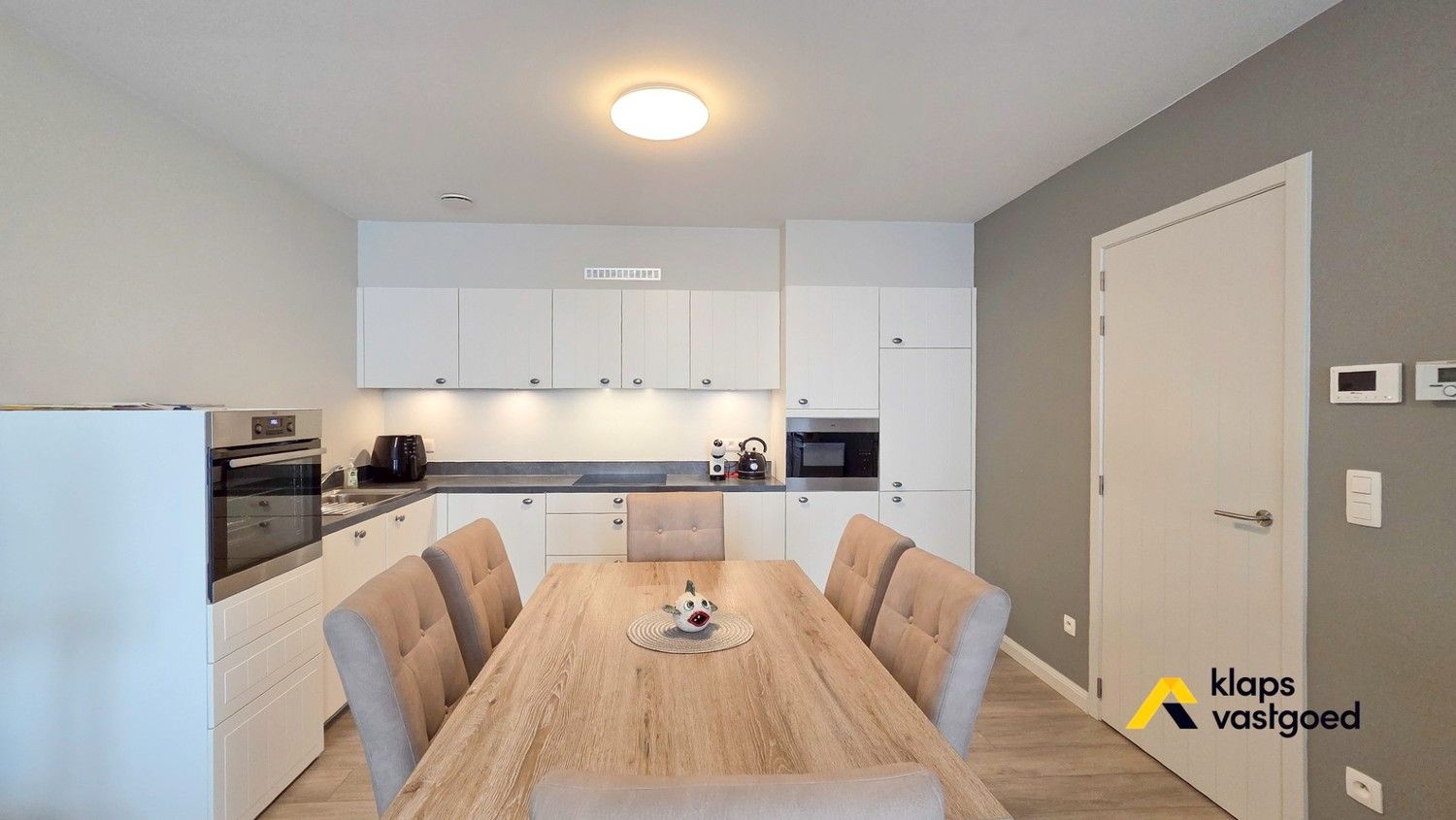 PRACHTIG APPARTEMENT MET 2 SLAAPKAMERS foto 8