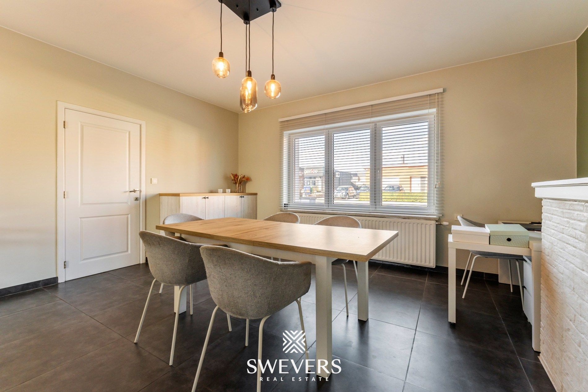 Gerenoveerde gezinswoning met 3 slpk en zonnige tuin foto 9