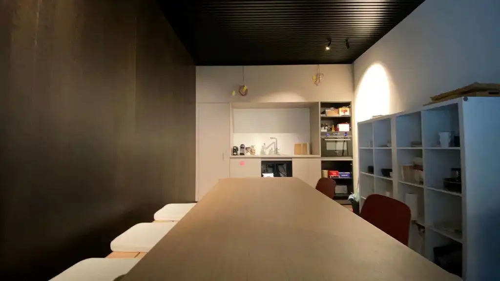 Instapklaar gelijkvloers kantoor te huur aan Bijlokesite te Gent foto 8