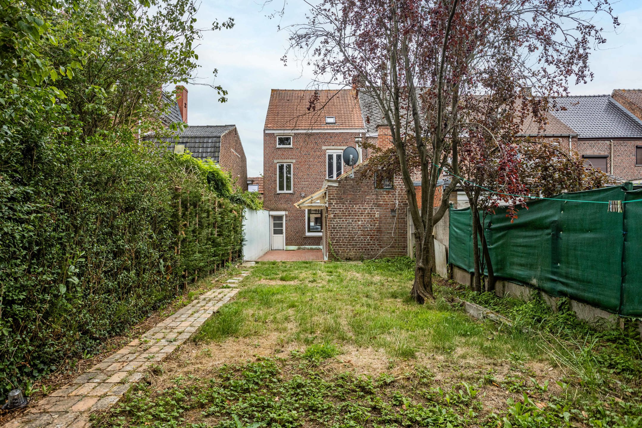 Ruime instapklare woning met tuin en 3 slaapkamers foto 25
