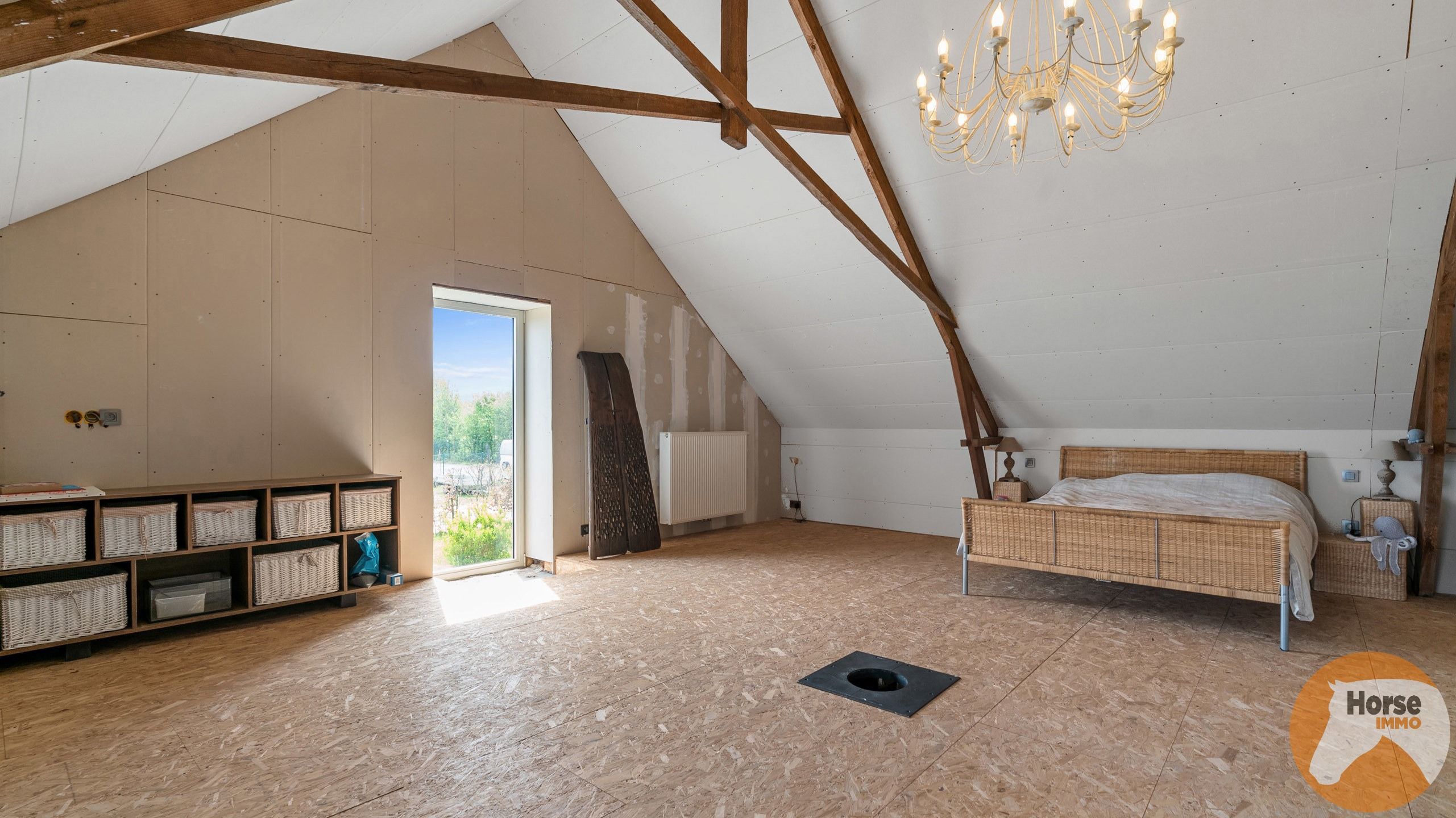  MERCHTEM - Deels gerenoveerde hoeve met stallen op 3,5Ha foto 13