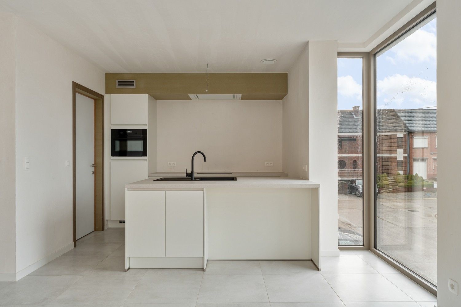 Modern en onderhoudsvriendelijk wonen met het comfort van een appartement! foto 8