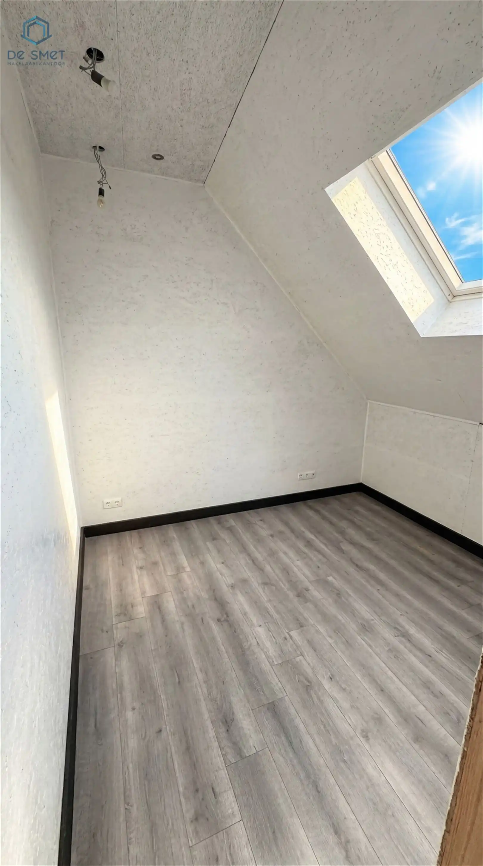 OP TE FRISSEN WONING MET 4 SLP EN RUIME TUIN foto 19