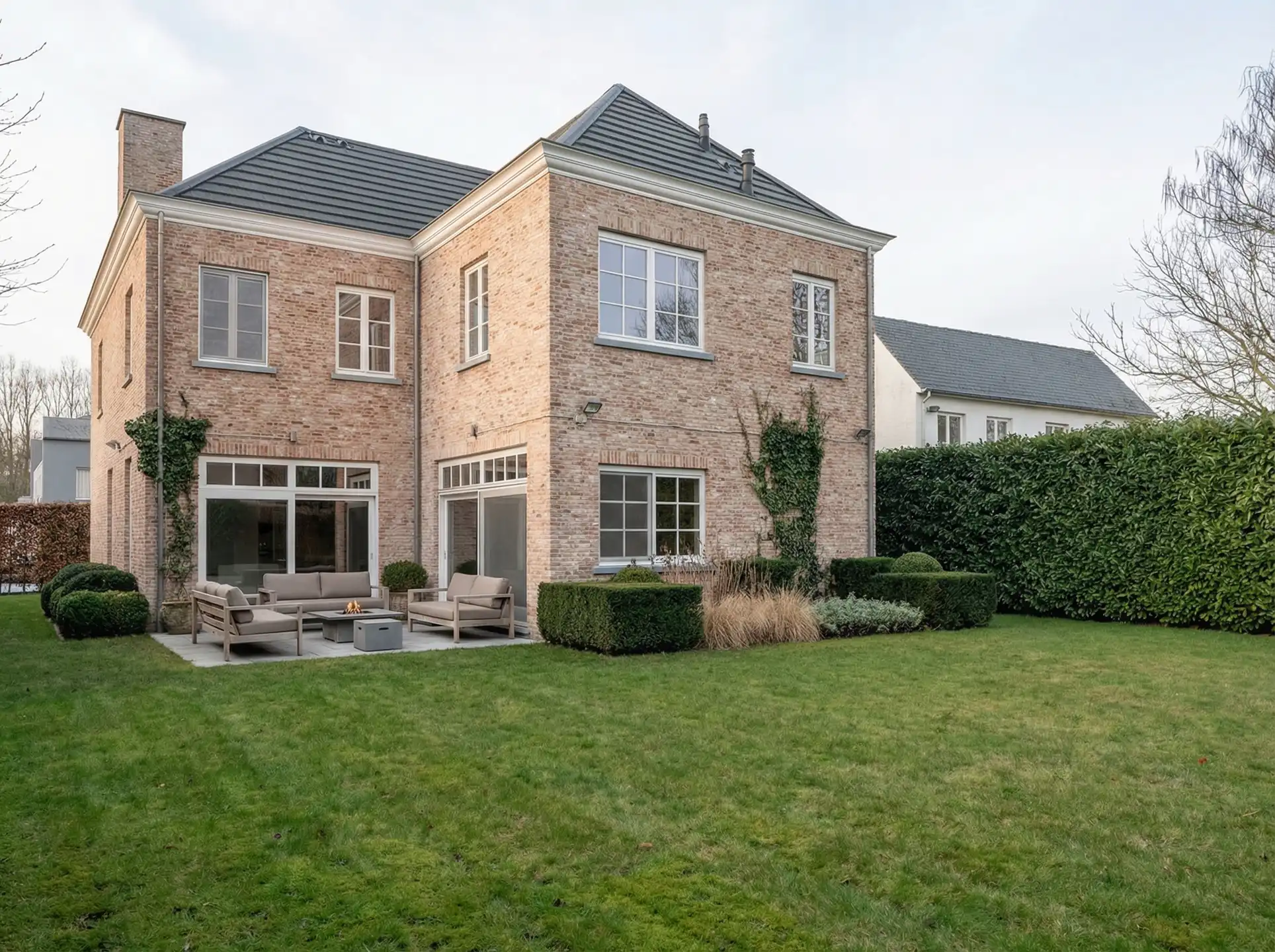 Uitzonderlijk mooie en recente woning op een toplocatie foto 2