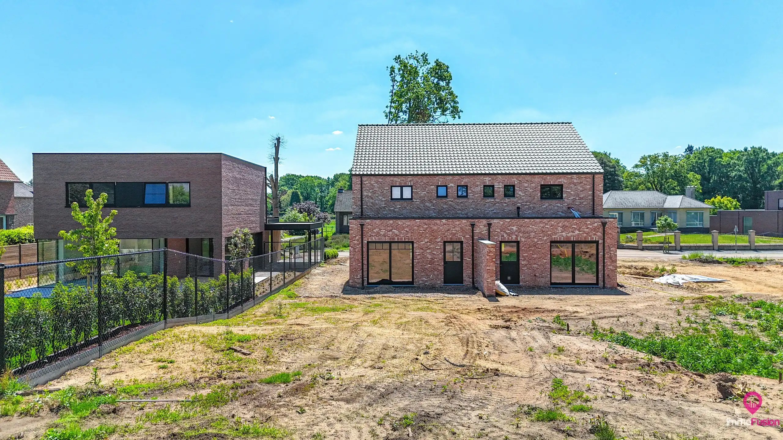 Prachtig gelegen casco woning met 4 slaapkamers! foto 17