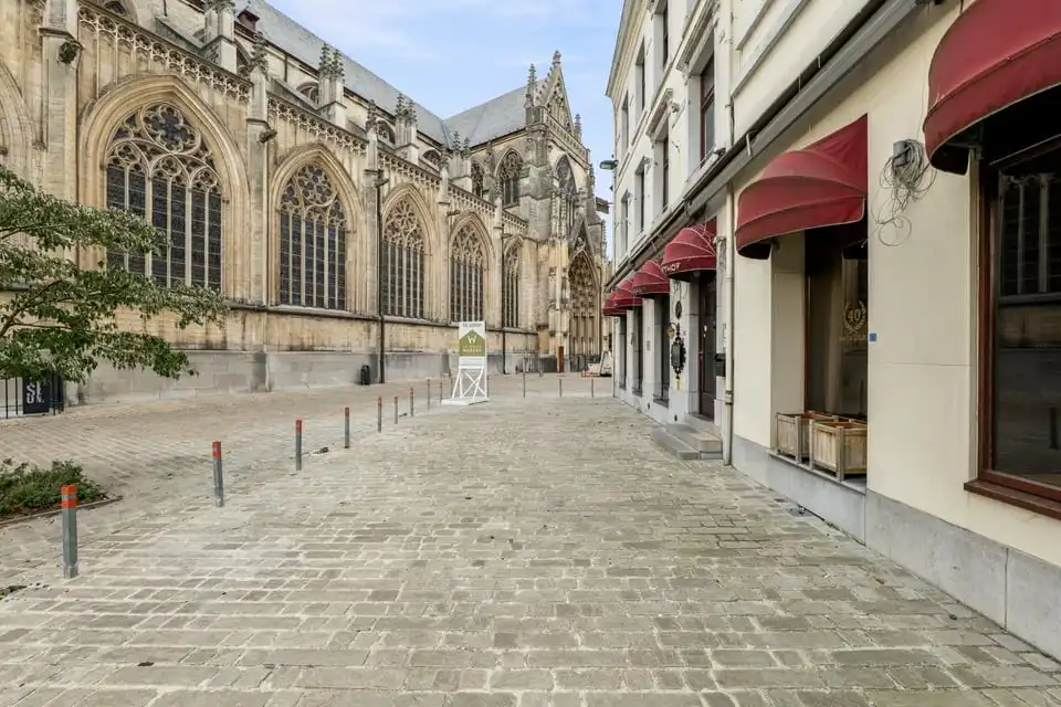 UNIEKE KANS: HANDELSHUIS MET HORECA EN WOONGELEGENHEID IN HET HART VAN HISTORISCH TONGEREN foto 28