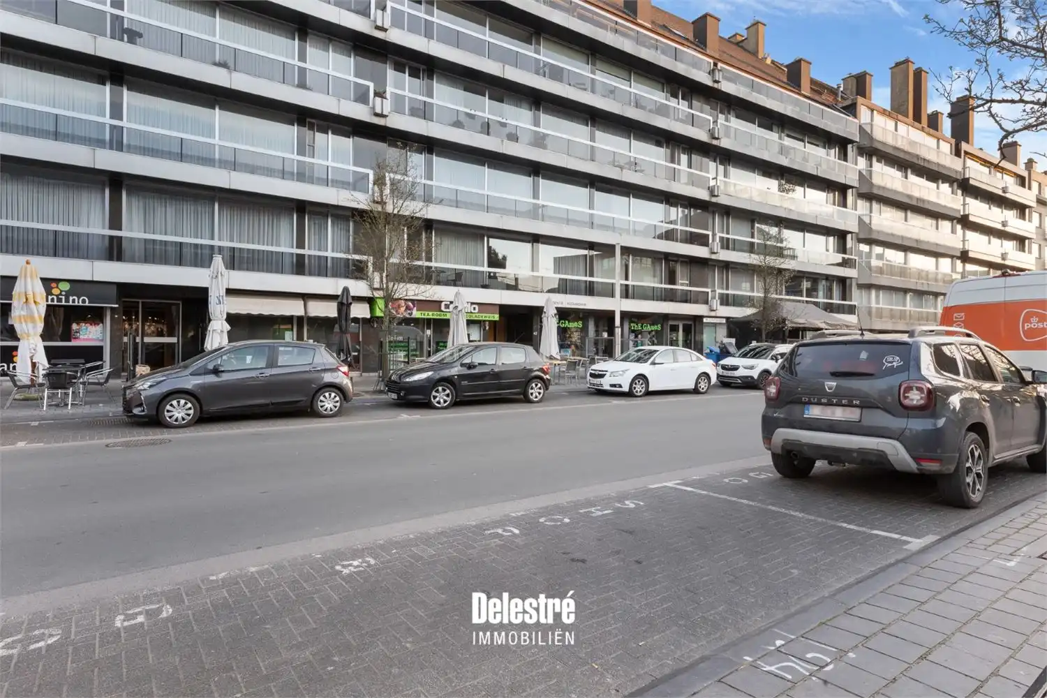 GOED DRAAIENDE HORECAZAAK CENTRUMLAAN MET TERRAS foto 8