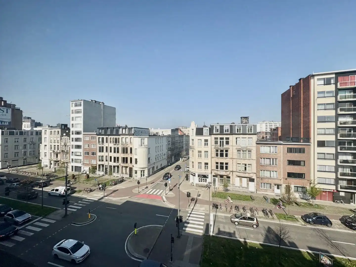 Charmant duplexappartement met terras aan de Plantin en Moretuslei foto 12