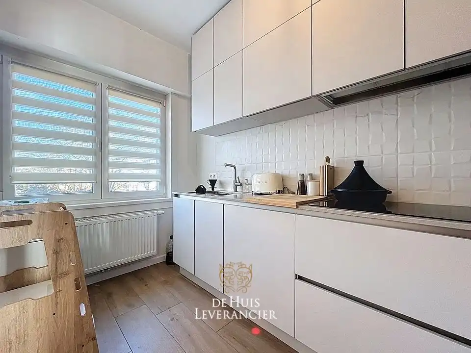 Lichtrijk wonen in de gegeerde Altena-wijk: Een instapklare thuis waar comfort en locatie elkaar ontmoeten foto 2