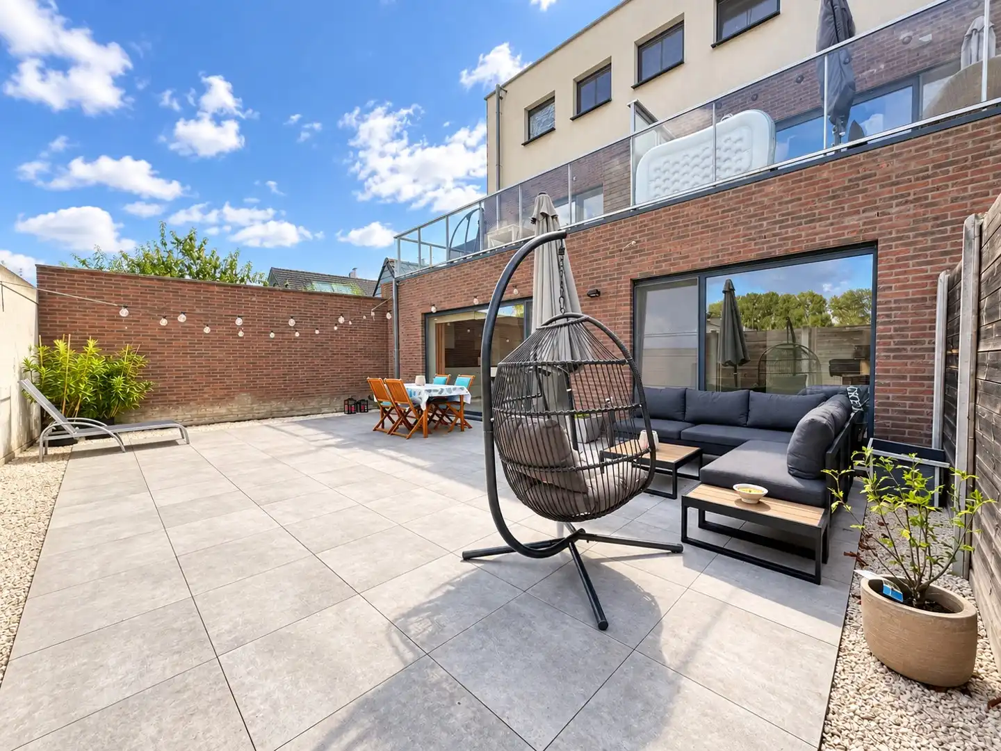 Ruim gelijkvloers appartement (127 m²) met gróót terras, garage én staanplaats foto 10