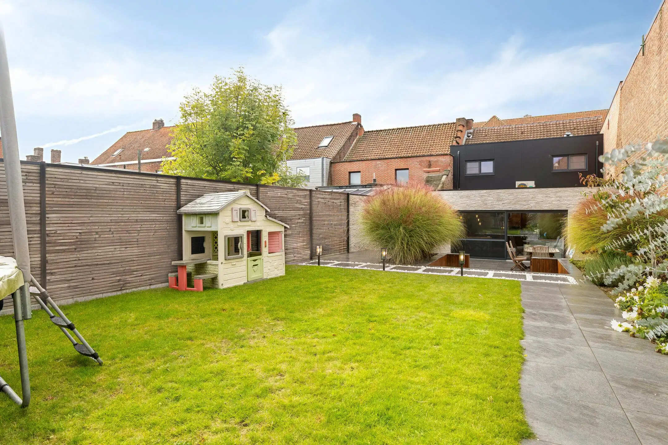 Instapklare woning met garage te koop in Heule! foto 17