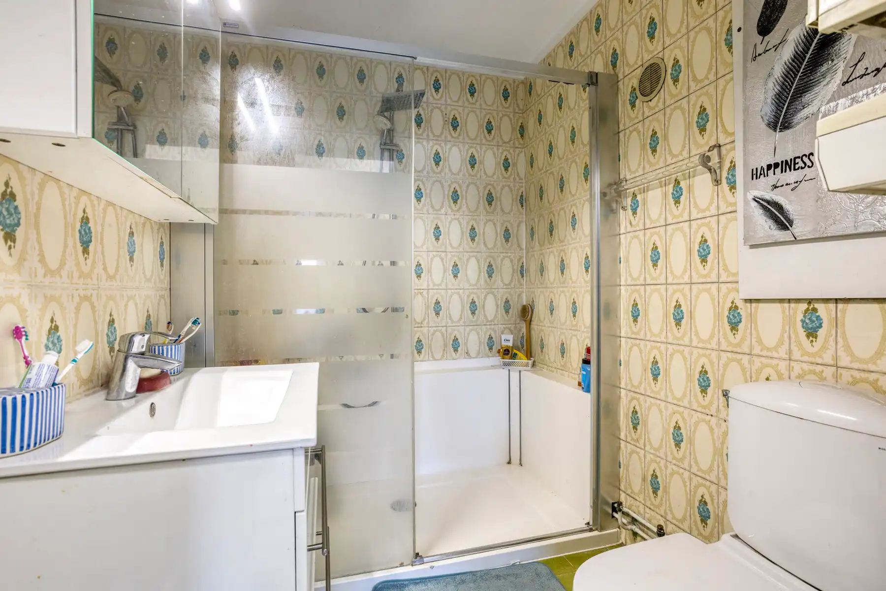 Ruim 3-slaapkamerappartement met terras foto 10