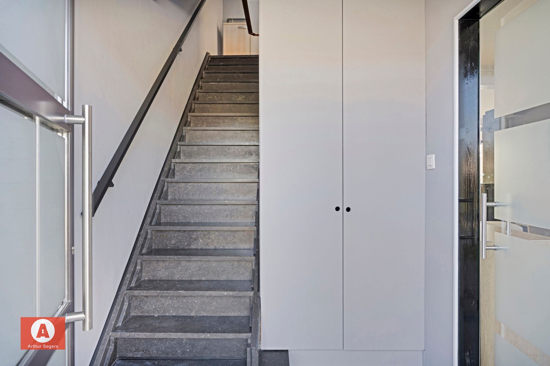Energiezuinige woning met zwembad en zuidgerichte tuin foto 3
